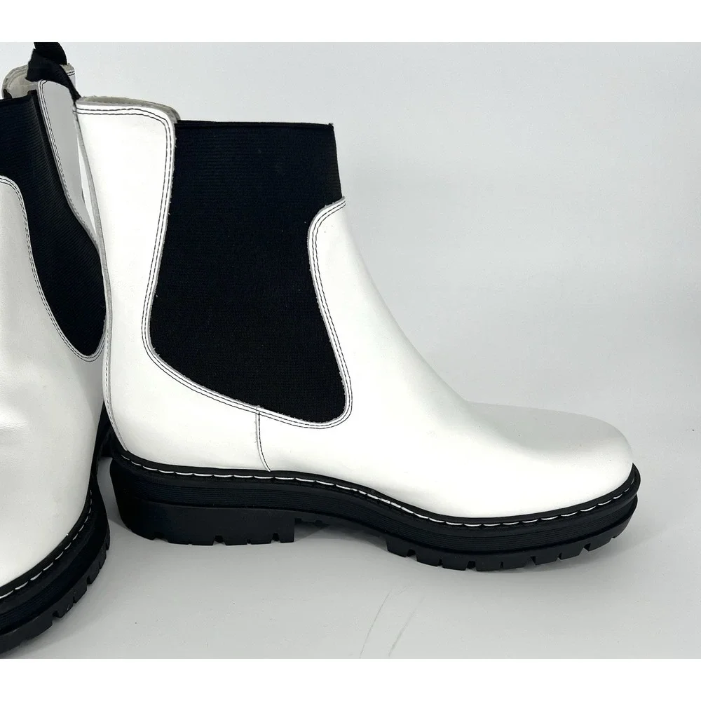 Marc Fisher Patrick Chelsea Womens Sz 11 White Ankle Booties Leather Chunky 90's